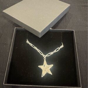 CAMILA COELHO silver Star Pendant Necklace - get in on the trend 🔥fun to stack!